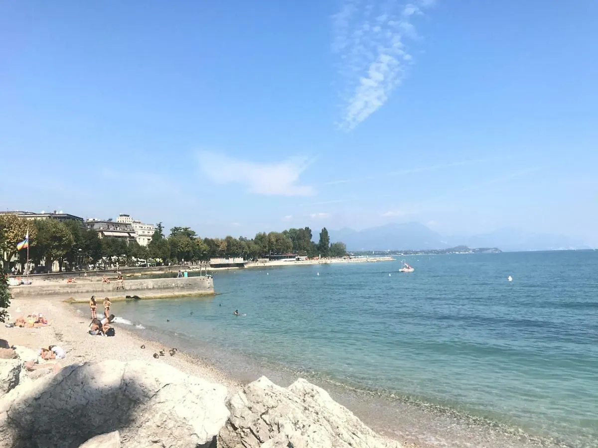 Splendid Lake Desenzano del Garda
