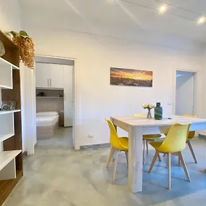 la-casa-rosa-san-massimo.hotelitalianriviera.com/